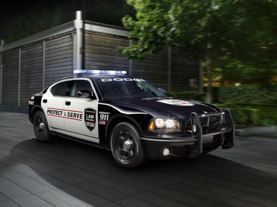  Dodge Charger Pursuit Police 2010 года  (фото 23 из 50)